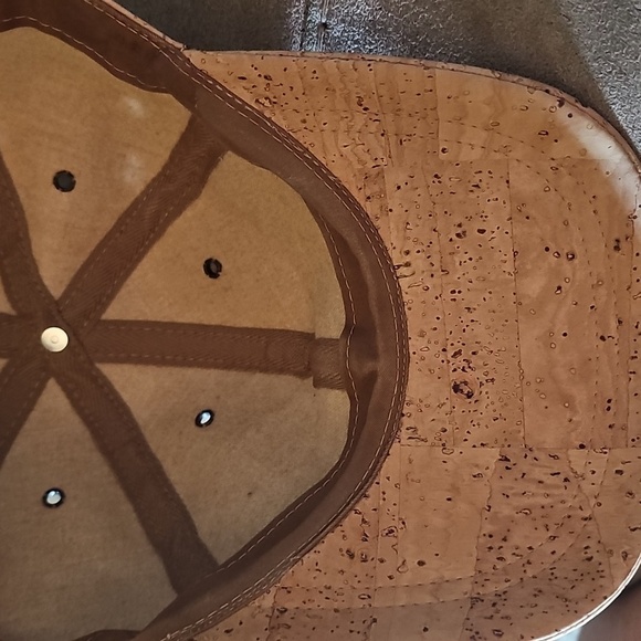 Eco-Friendly Cork Baseball Cap – Adjustable Fit - Picture 3 of 5